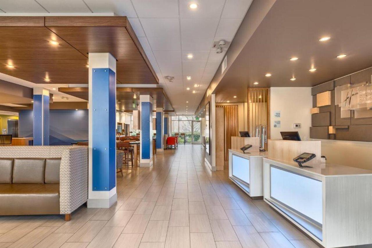 Holiday Inn Express & Suites Salem North - Keizer By Ihg Buitenkant foto